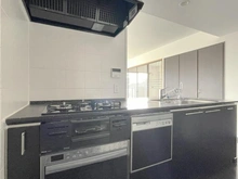 【神奈川県/藤沢市片瀬海岸】グランシティ湘南海岸マリナージュスクエア キッチン