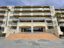 【神奈川県/藤沢市片瀬海岸】グランシティ湘南海岸マリナージュスクエア アプローチ