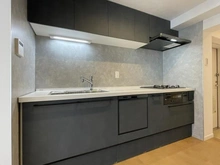 【神奈川県/茅ヶ崎市赤松町】ハイマート辻堂 キッチン