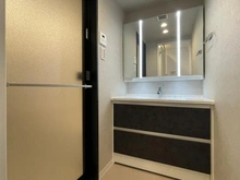 【神奈川県/茅ヶ崎市赤松町】ハイマート辻堂 洗面所