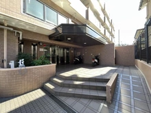 【神奈川県/平塚市南原】デイ・ステージ湘南平塚  アプローチ