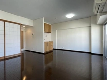 【神奈川県/逗子市小坪】逗子マリーナ厚生用建物 2号棟 LDK