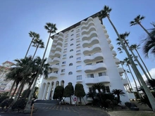 【神奈川県/逗子市小坪】逗子マリーナ厚生用建物 2号棟 外観