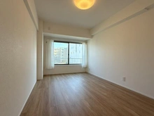 【神奈川県/藤沢市鵠沼海岸】東海鵠沼マンション 洋室