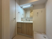 【神奈川県/藤沢市鵠沼海岸】東海鵠沼マンション 洗面所