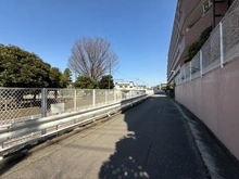 【神奈川県/藤沢市石川】ライオンズマンション藤沢湘南台1番館 前面道路