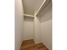 【神奈川県/藤沢市鵠沼桜が岡】ブリリア鵠沼桜が岡 ウォークインクローゼット