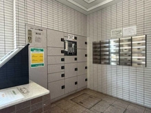 【神奈川県/平塚市見附町】ダイアパレス平塚見附 宅配BOX