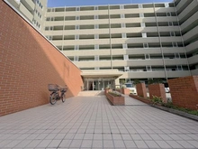 【神奈川県/藤沢市鵠沼海岸】鵠沼パークハウス アプローチ