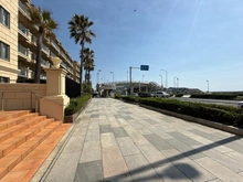 【神奈川県/藤沢市片瀬海岸】グランシティ湘南海岸マリナージュスクエア 前面道路