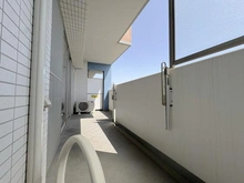 【神奈川県/藤沢市鵠沼藤が谷】ライオンズステージ鵠沼グランヴァローレ バルコニー