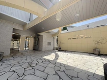 【神奈川県/藤沢市鵠沼藤が谷】ライオンズステージ鵠沼グランヴァローレ アプローチ