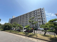 【神奈川県/平塚市菫平】パレ平塚すみれ平四番館 外観