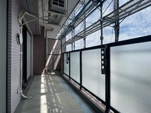 【神奈川県/藤沢市藤沢】ライオンズプラザ湘南藤沢 バルコニー：2026年6月撮影　大規模修繕中
