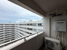 【神奈川県/藤沢市湘南台】湘南台駅前分譲共同ビル バルコニー