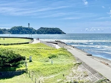 【神奈川県/藤沢市鵠沼海岸】グランドメゾン鵠沼海岸 鵠沼海岸歩道橋（現地より約100m）