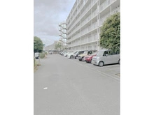 【神奈川県/平塚市大原】平塚スカイハイツ 駐車場