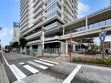 【神奈川県/藤沢市辻堂】THE TOWER 湘南辻堂 アプローチ