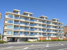 【神奈川県/藤沢市片瀬海岸】ライオンズ湘南江ノ島シーサイド 外観