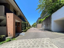 【神奈川県/鎌倉市常盤】フォルム鎌倉常盤 敷地内