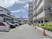 【神奈川県/平塚市御殿】藤和シティコープ平塚 駐車場