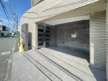 【神奈川県/茅ヶ崎市幸町】クリオ湘南茅ケ崎 アプローチ