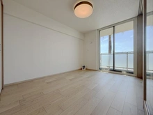 【神奈川県/藤沢市片瀬海岸】湘南江ノ島パーク・ホームズシーサイドレジデンス 洋室