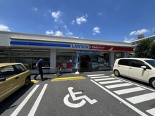 【東京都/杉並区和田】セザール第2中野富士見町 ローソンツルハドラッグ杉並和田店（現地より約197m）：