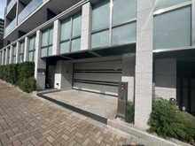 【東京都/渋谷区代々木】シティテラス代々木公園 駐車場入口