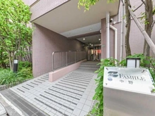 【東京都/中野区中野】ファミール中野 アプローチ