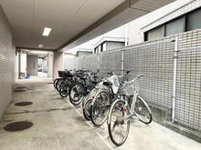 【東京都/世田谷区北沢】東急ドエル・アルス下北沢 駐輪場