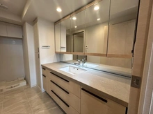 【東京都/新宿区西新宿】パークタワー西新宿 洗面室