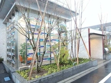 【東京都/新宿区北新宿】ロイヤルシーズン新宿柏木 敷地内