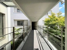 【東京都/渋谷区初台】ライオンズプラザ初台グランフォート 敷地内