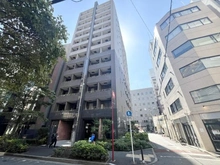 【東京都/新宿区新宿】パレステュディオ新宿御苑駅前 外観