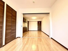 【東京都/新宿区西新宿】ハイネスロフティ 洋室