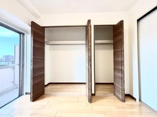 【東京都/新宿区西新宿】ハイネスロフティ 洋室