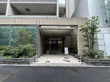 【東京都/渋谷区代々木】ブランズ代々木 アプローチ