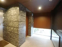 【東京都/台東区松が谷】プラウド上野松が谷 エントランス