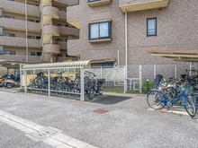 【東京都/中野区南台】中野方南町グランドハイツ 駐輪場