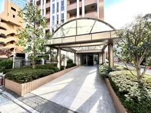 【東京都/渋谷区代々木】ファミールグラン新宿グランスィートタワー エントランス