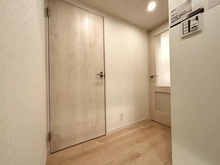 【東京都/渋谷区代々木】ファミールグラン新宿グランスィートタワー 廊下