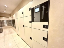 【東京都/渋谷区代々木】ファミールグラン新宿グランスィートタワー 宅配BOX