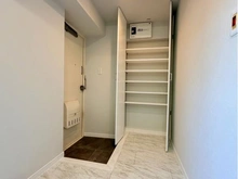 【東京都/新宿区大久保】ヴァンヴェール新宿 玄関