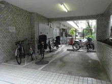 【東京都/渋谷区代々木】シェトワ代々木 駐輪場