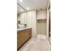 【東京都/新宿区西新宿】ザ・パークハウス西新宿タワー60 洗面室