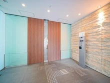 【東京都/新宿区北新宿】ザ・パークハウス新宿タワー エントランス：コーチエントランス