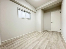 【東京都/新宿区西新宿】シェモワ新宿 洋室