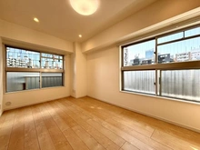 【東京都/新宿区新宿】第32宮庭マンション 洋室