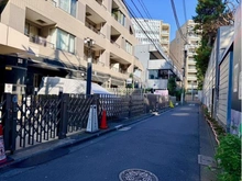 【東京都/渋谷区神宮前】アクシア原宿 前面道路